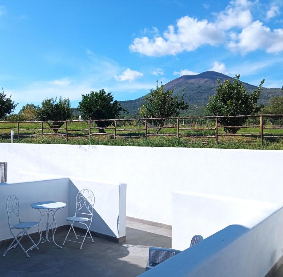 Bed and Breakfast Vesuvio Casa De Charme Trecase Екстер'єр фото
